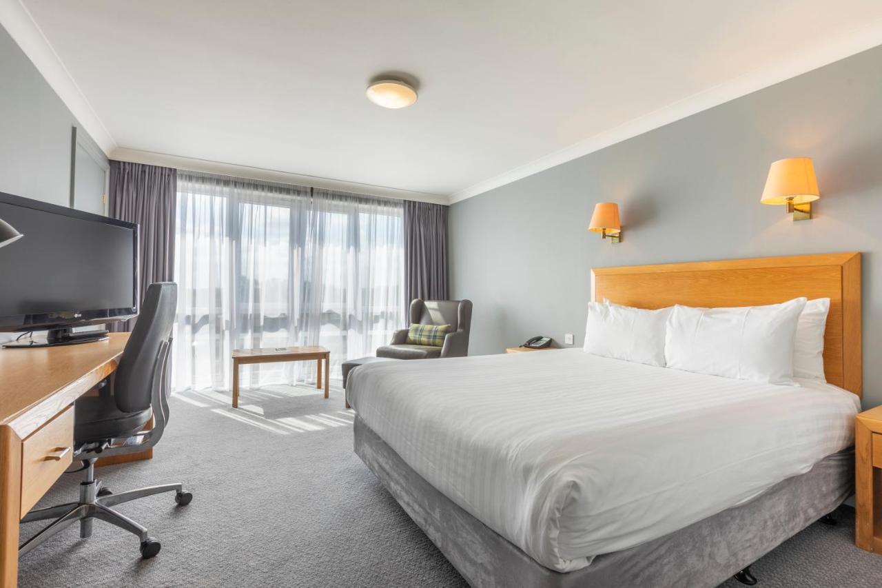 Holiday Inn Basildon By Ihg Kültér fotó