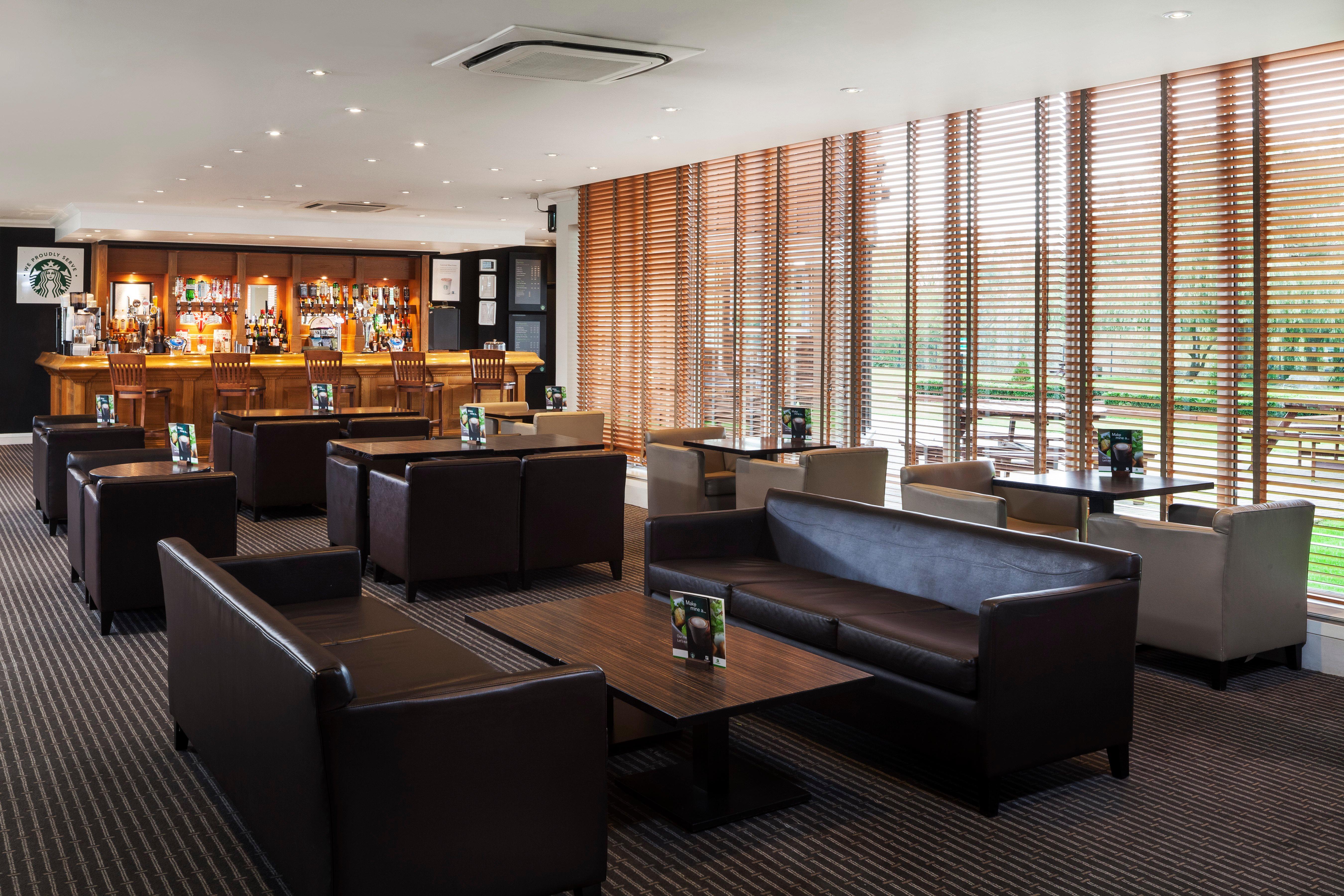 Holiday Inn Basildon By Ihg Kültér fotó