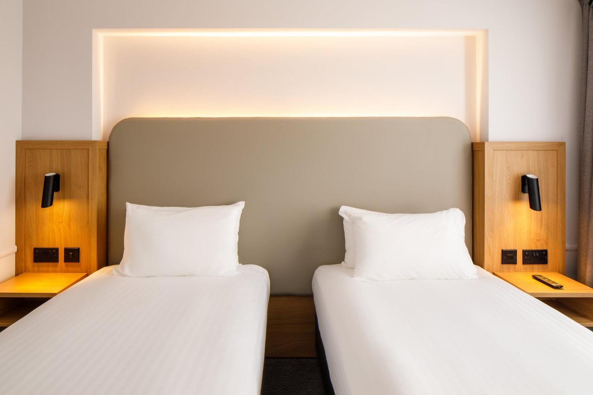 Holiday Inn Basildon By Ihg Kültér fotó